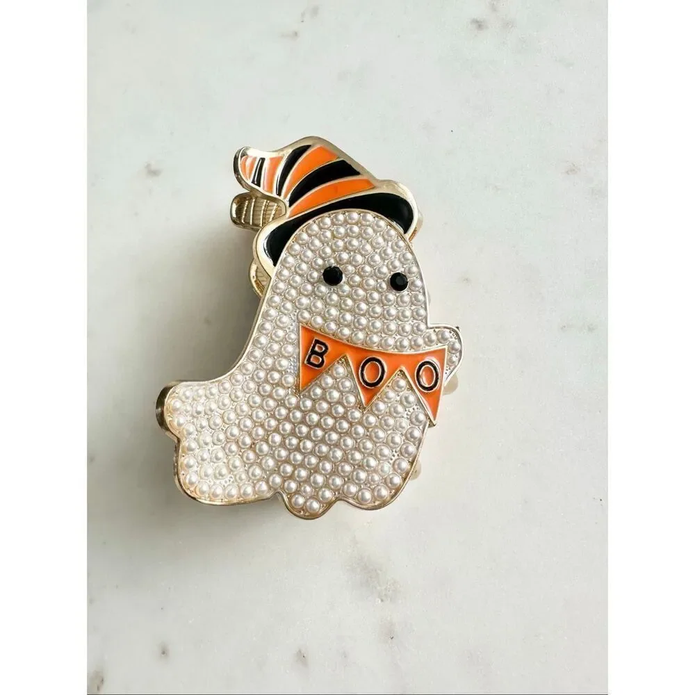 Adorable BOO ghost with witches hat Halloween hair claw with faux pearl